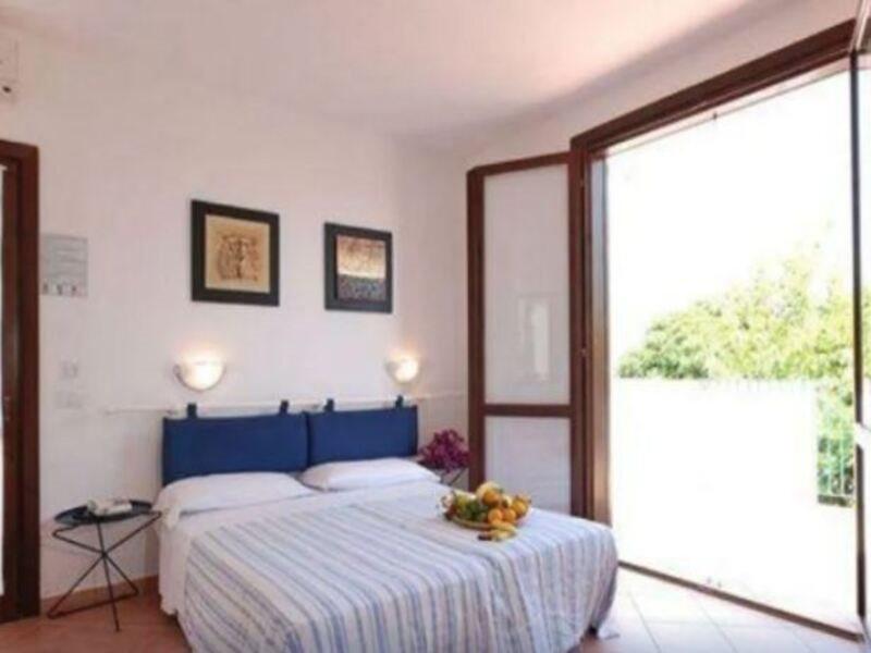 טורה סנטה סאבינה Hotel Club Santa Sabina מראה חיצוני תמונה