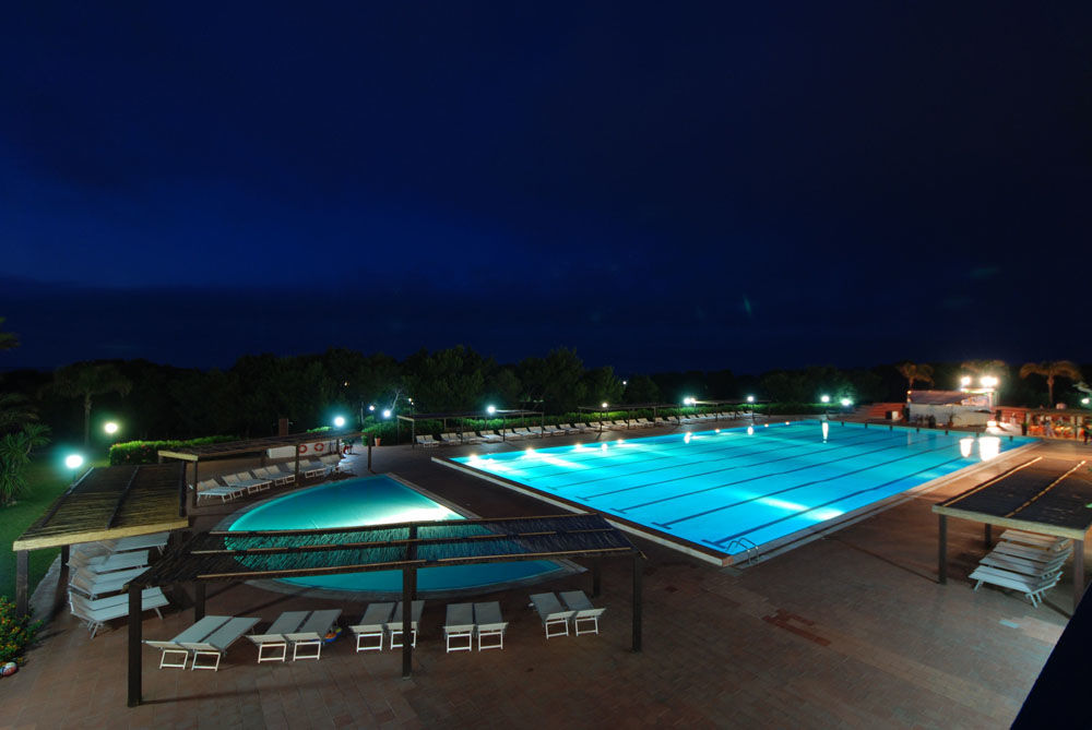 טורה סנטה סאבינה Hotel Club Santa Sabina מראה חיצוני תמונה