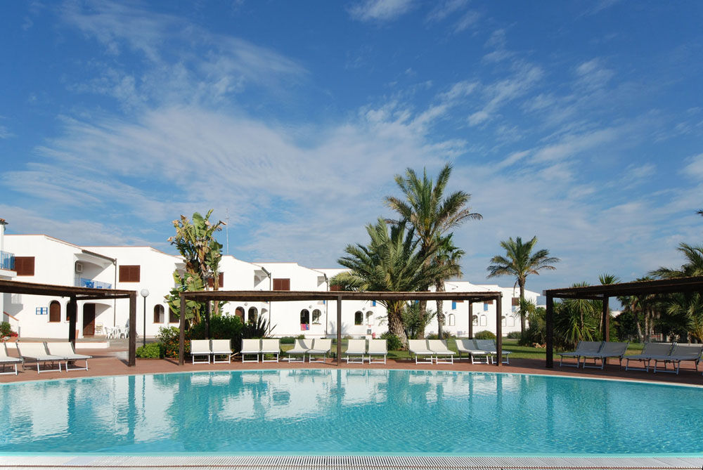 טורה סנטה סאבינה Hotel Club Santa Sabina מראה חיצוני תמונה